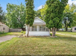 1837 Plymouth St, Oshkosh, WI 54901