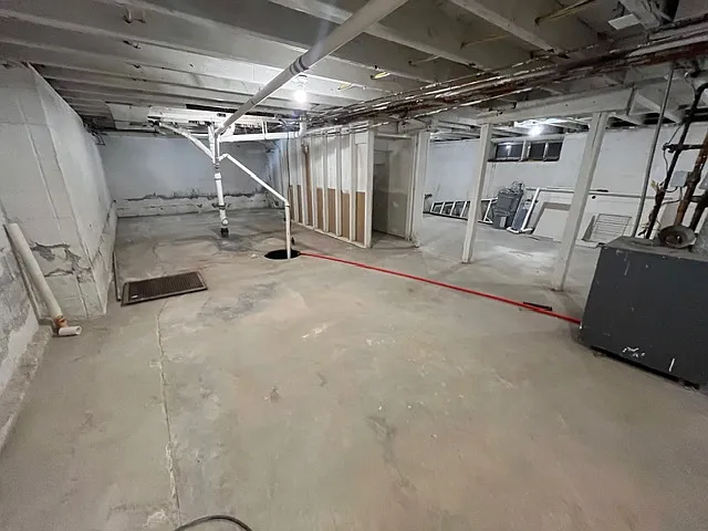 312 E Water St — Photo 21