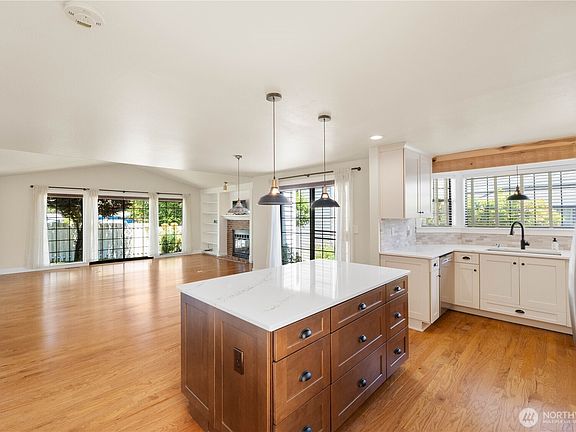 4th image of 2801 N Narrows Drive #J2