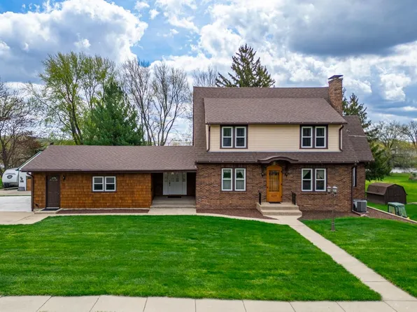 629 E Lincoln Ave, Belvidere, IL 61008
