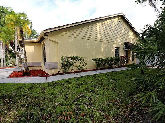 3rd image of 14250 Spruce Ln