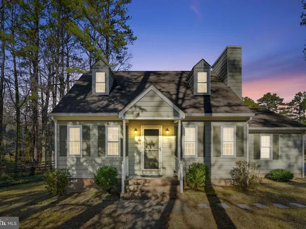 4236 Gloucestershire St, North Chesterfield, VA 23236