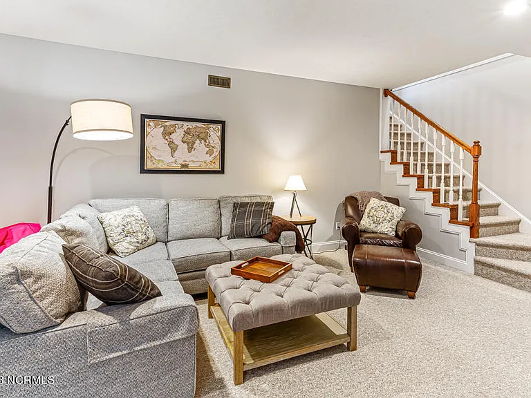 2 Lenoir Ct — Photo 23