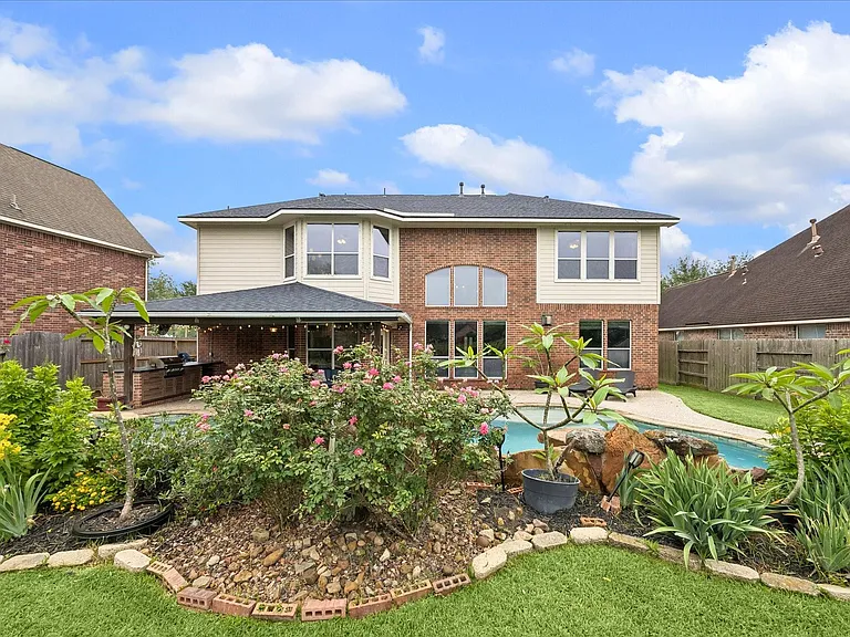 1125 Shady Knoll Ln — Photo 33