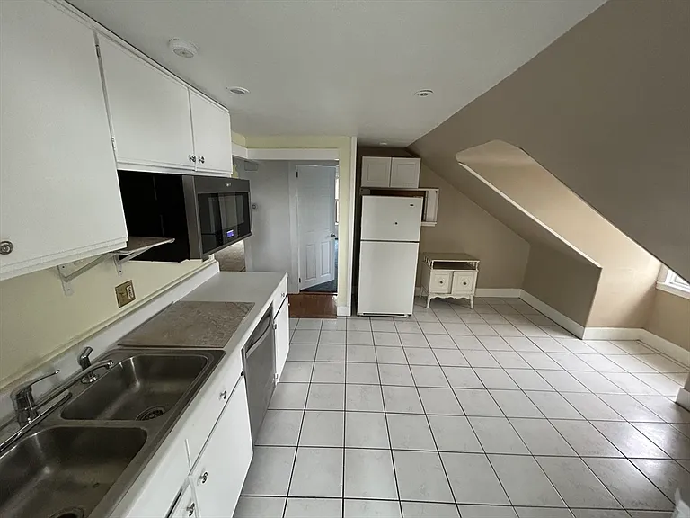 25 Baltimore St #2/3 — Photo 23