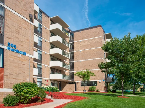 Park Plaza