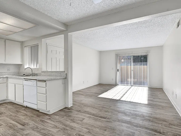 PepperTree Place — Photo 41
