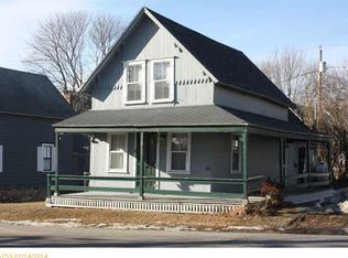 10 Freeman St, York, ME 03909