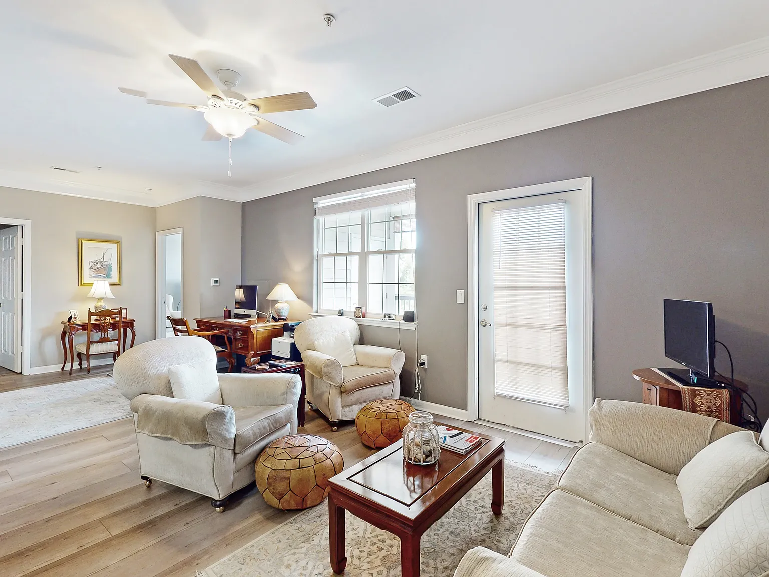 2 bed, 1213 sqft, $2,395 — Photo 4