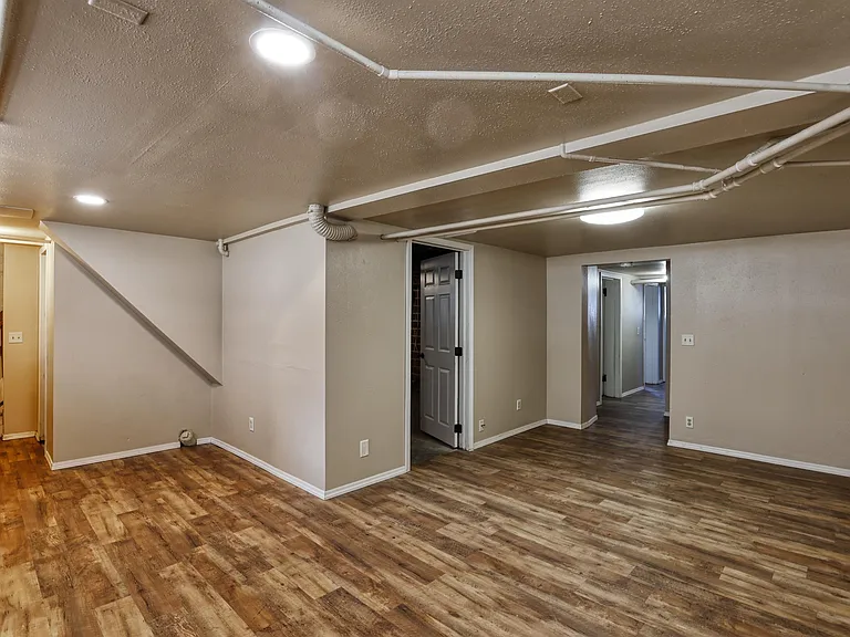 625 Lewis St #M — Photo 38