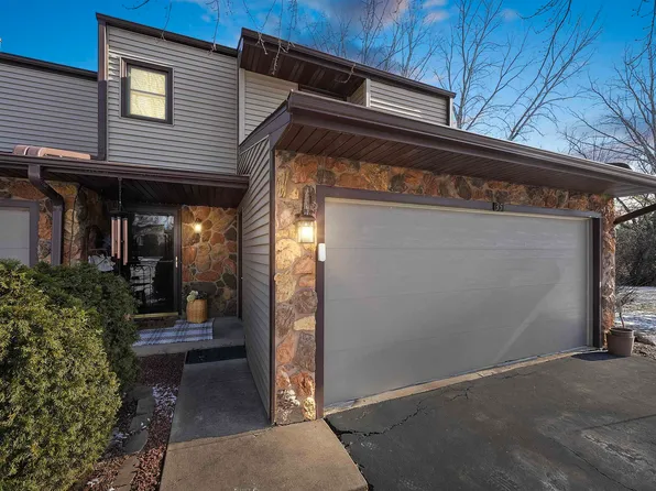 630 Brule Rd, De Pere, WI 54115