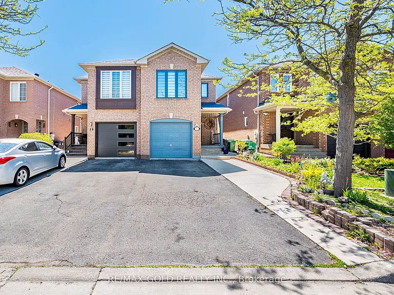 7 Roadmaster Ln — Photo 2