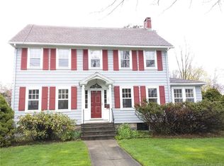 127 Rowland Rd, Fairfield, CT 06824