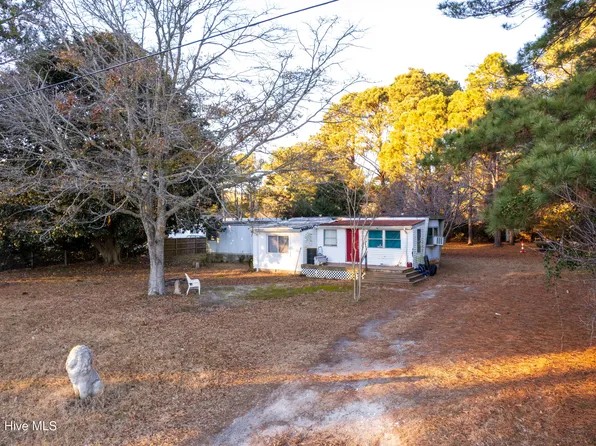 128 Snow Goose Lane, Knotts Island, NC 27950
