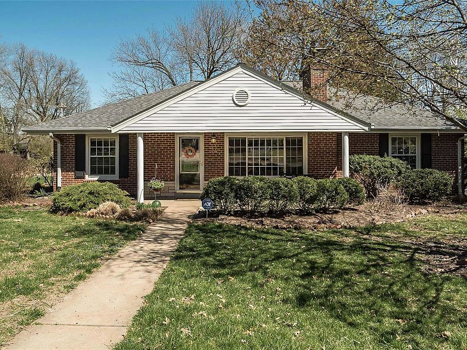 1st image of 34 Forsythia Ln
