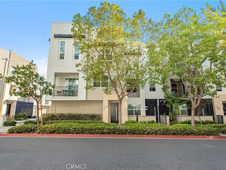 2208 Synergy — Photo 22