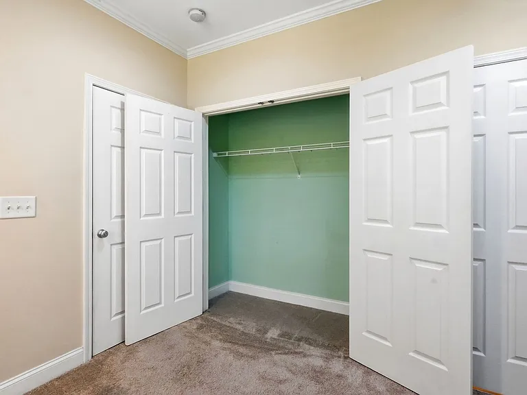 1000 E Woodlawn Rd #216 — Photo 23