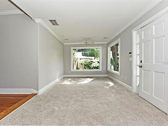 4th image of 2301 Peel Ave