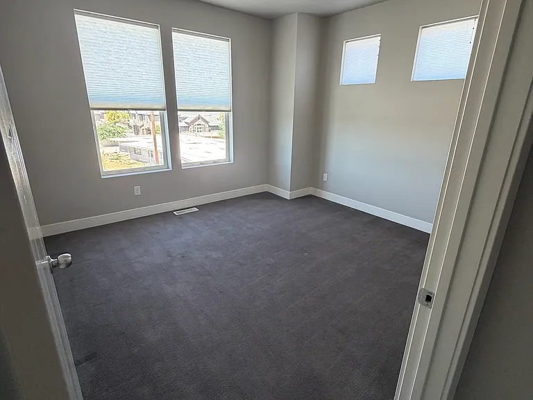 36 E Yellow Cliff Dr — Photo 24