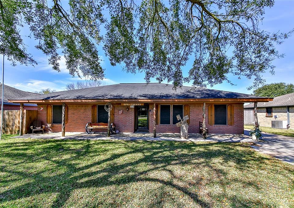 1st image of 1803 Gaucho Cir