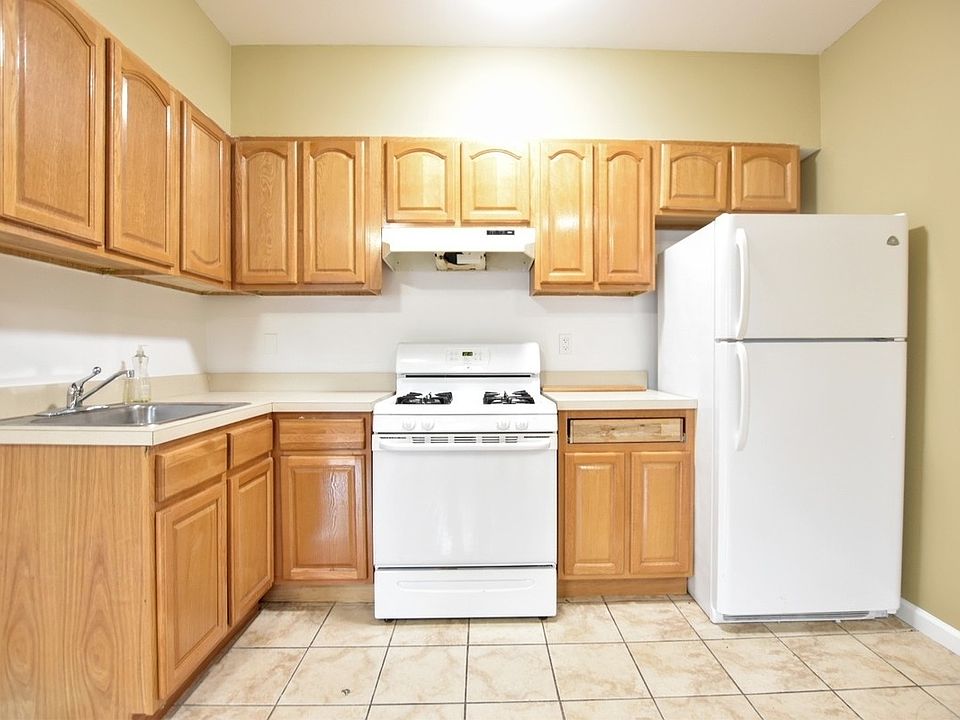 1st image of 22-27 33rd St #1B