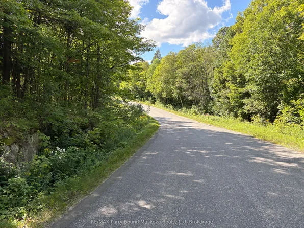 0 Ahmic Lake Rd, Magnetawan, ON P0A 1P0