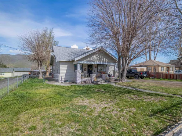 1540 Elm St, Clarkston, WA 99403