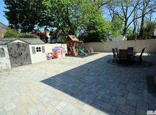 18135 Tudor Rd, Jamaica, NY 11432