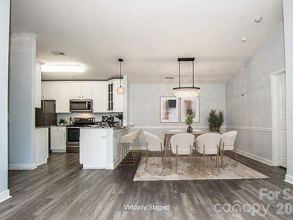 3rd image of 17151 Doe Valley Ct