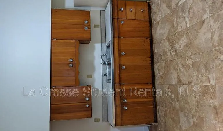 904 Vine St #LA CROSSE — Photo 25