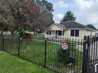 10119 Chickasaw Ln, Houston, TX 77041