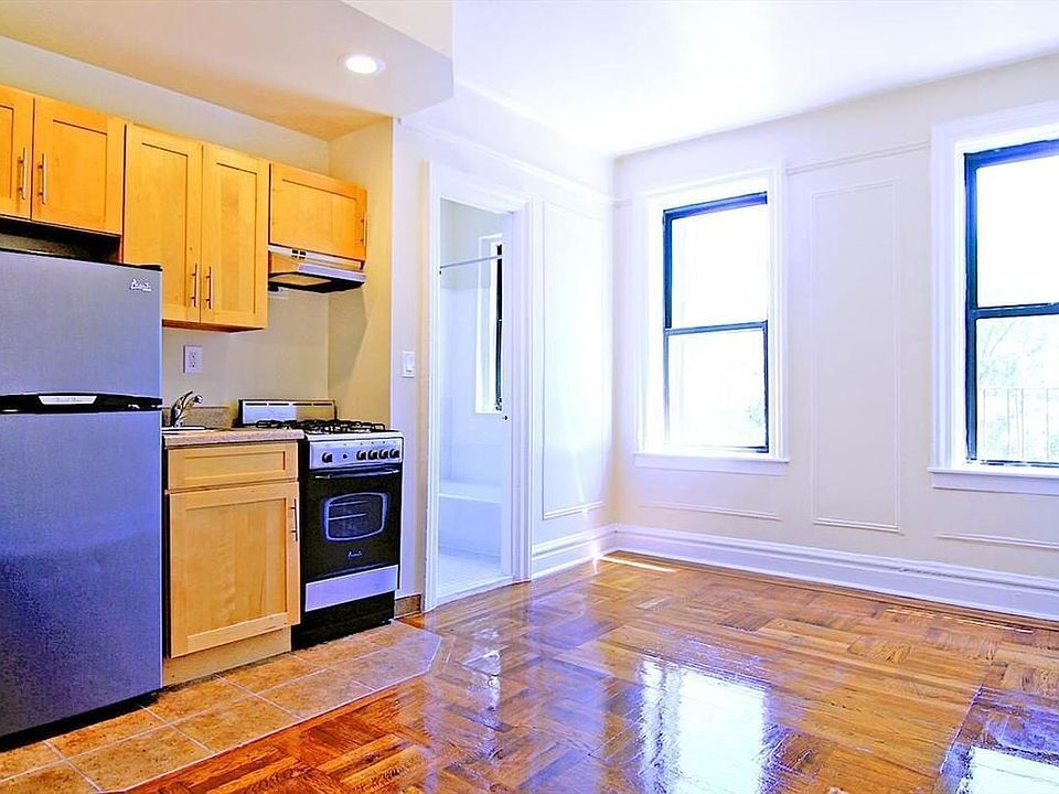 1st image of 267 Edgecombe Ave APT 2B