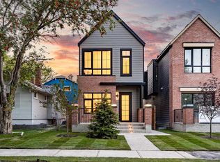 114 S 7th Ave NW, Calgary, AB T2M0A2