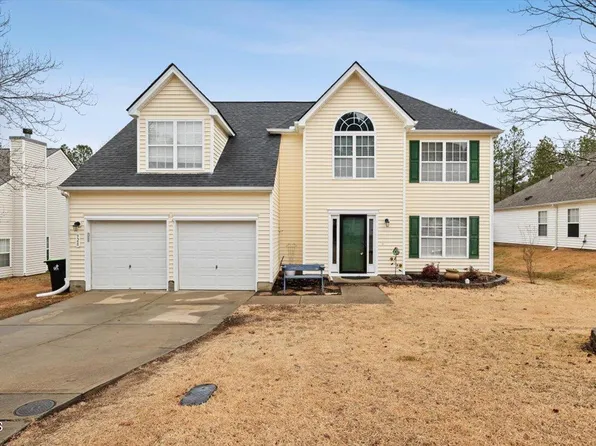 928 Avent Meadows Ln, Holly Springs, NC 27540