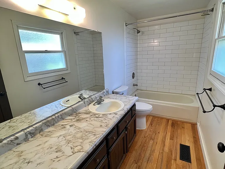 2570 Aztec Ave — Photo 20