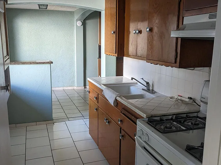 12419 Bryant St — Photo 3