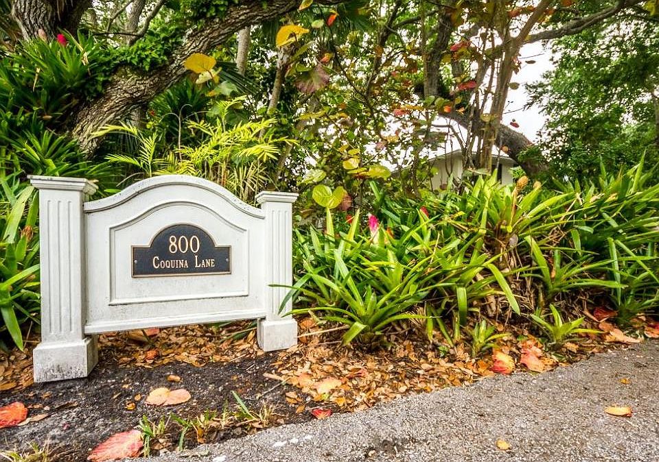 1st image of 800 Coquina Ln