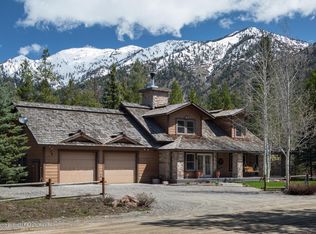 75 Spruce St, Alpine, WY 83128