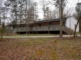 833 N 1350 W, Deputy, IN 47230