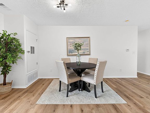 4th image of 3767 Karl Rd #322