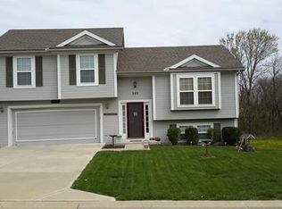 302 Willow Wood St, Cameron, MO 64429