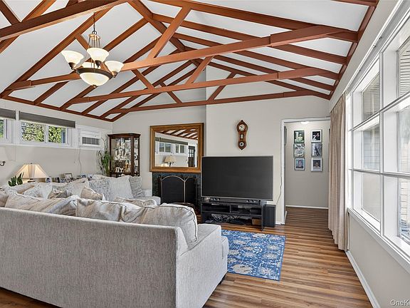 5th image of 6 Wellington Road