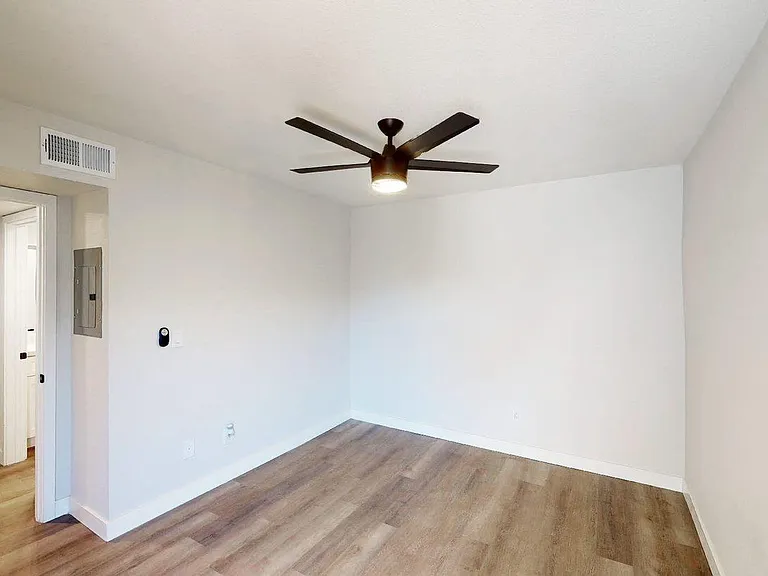 Aurora Villas — Photo 41