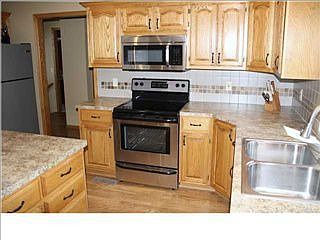 5th image of 637 N Glendevon Ct