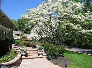 7602 Coventry Ave, Elkins Park, PA 19027