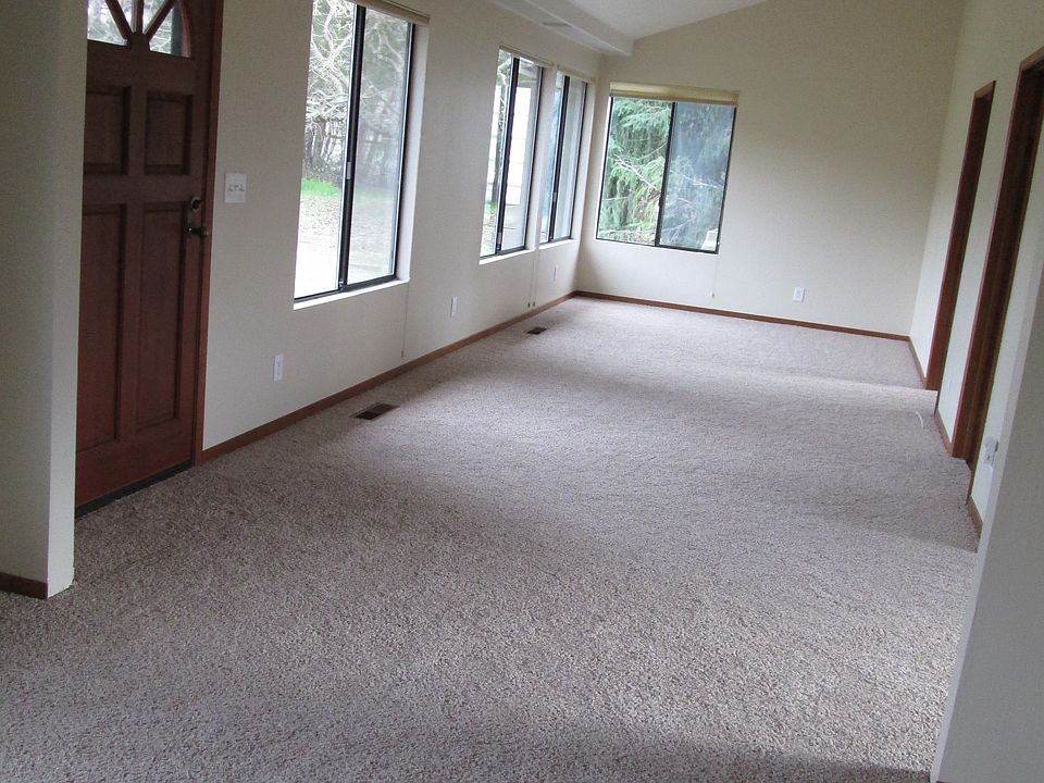 2nd image of 162 Adobe Canyon Rd