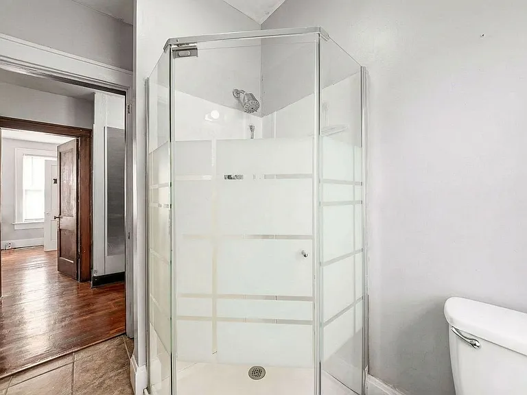 396 E Northwood Ave — Photo 11