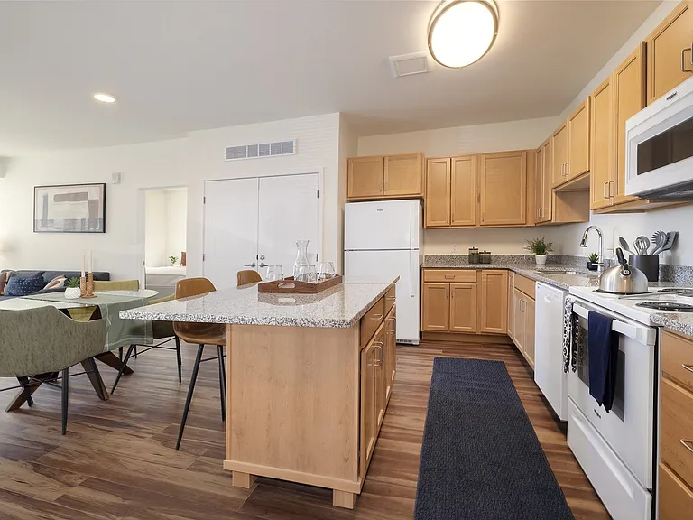 The Addie at Metro Center 55+ Apartments — Photo 33