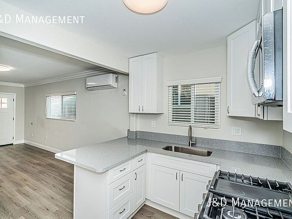 5th image of 3125 L St