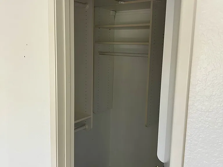 866 Hollyhock Ct — Photo 15